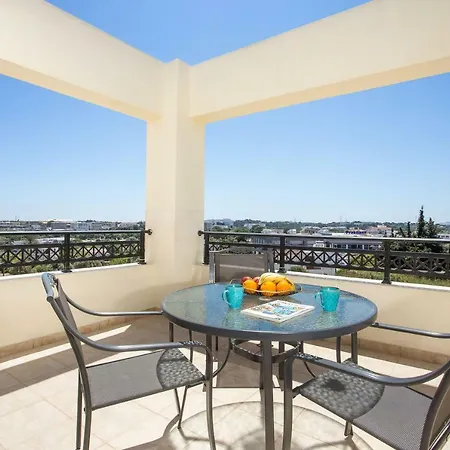 Appartement Danai Place